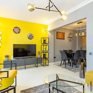https://flat-central-location-on-rumeli-street-nisantasi.istanbul-turkeyhotels.com